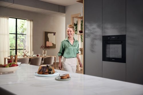 Miele H 2861 BP Sütő