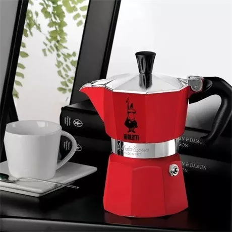 Bialetti 0004942 Moka Express kotyogós kávéfőző, piros, 3 adag