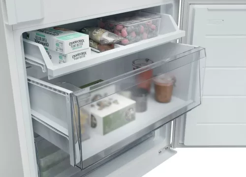 CANDY CNBQT3719EW beépíthető kombinált hűtőszekrény, 382 l, Total No Frost, WiFi