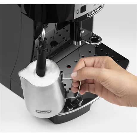 DELONGHI ECAM 22.115B Magnifica automata kávéfőző