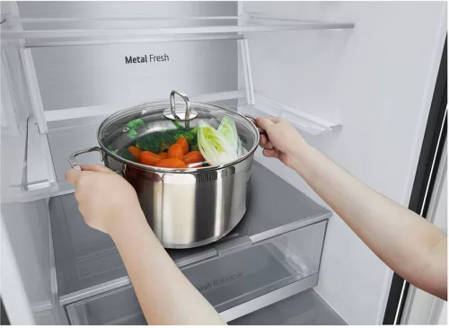 LG GBV7280CEV fekete alulfagyasztós hűtőszekrény