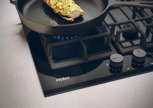 Haier HAVG5D4TB beépíthető gázfőzőlap, 4 főzőzóna, wok égő, Preci Flame