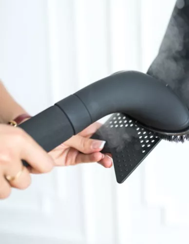 SteamOne Minilys Plus álló ruhagőzölő 1900 W, 1 l víztartály