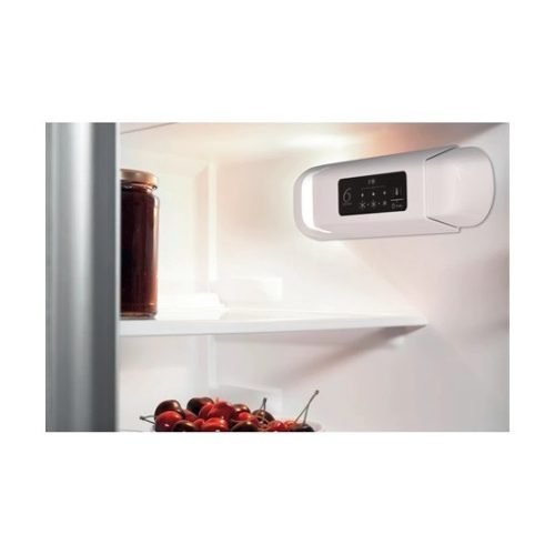 WHIRLPOOL	WBUL021 pult alá építhető hűtőszekrény