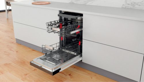 WHIRLPOOL WSBO 3O34 PF X keskeny beépíthető mosogatógép inox külső panel