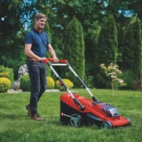 Akkumulátoros fűnyíró