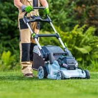 Elektromos fűnyíró